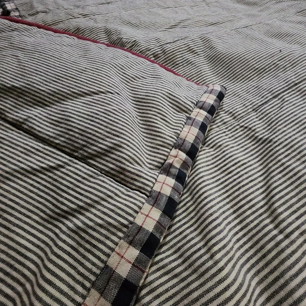 Reversible Navy Buffalo Check Pinstripe Quilted Blanket comforter 92x64